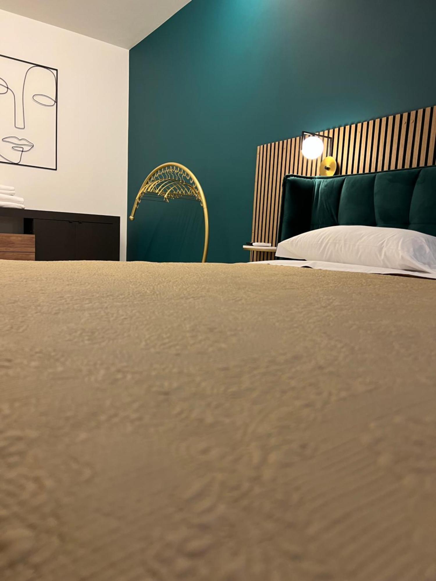 Loft Sirmione Apartment ภายนอก รูปภาพ