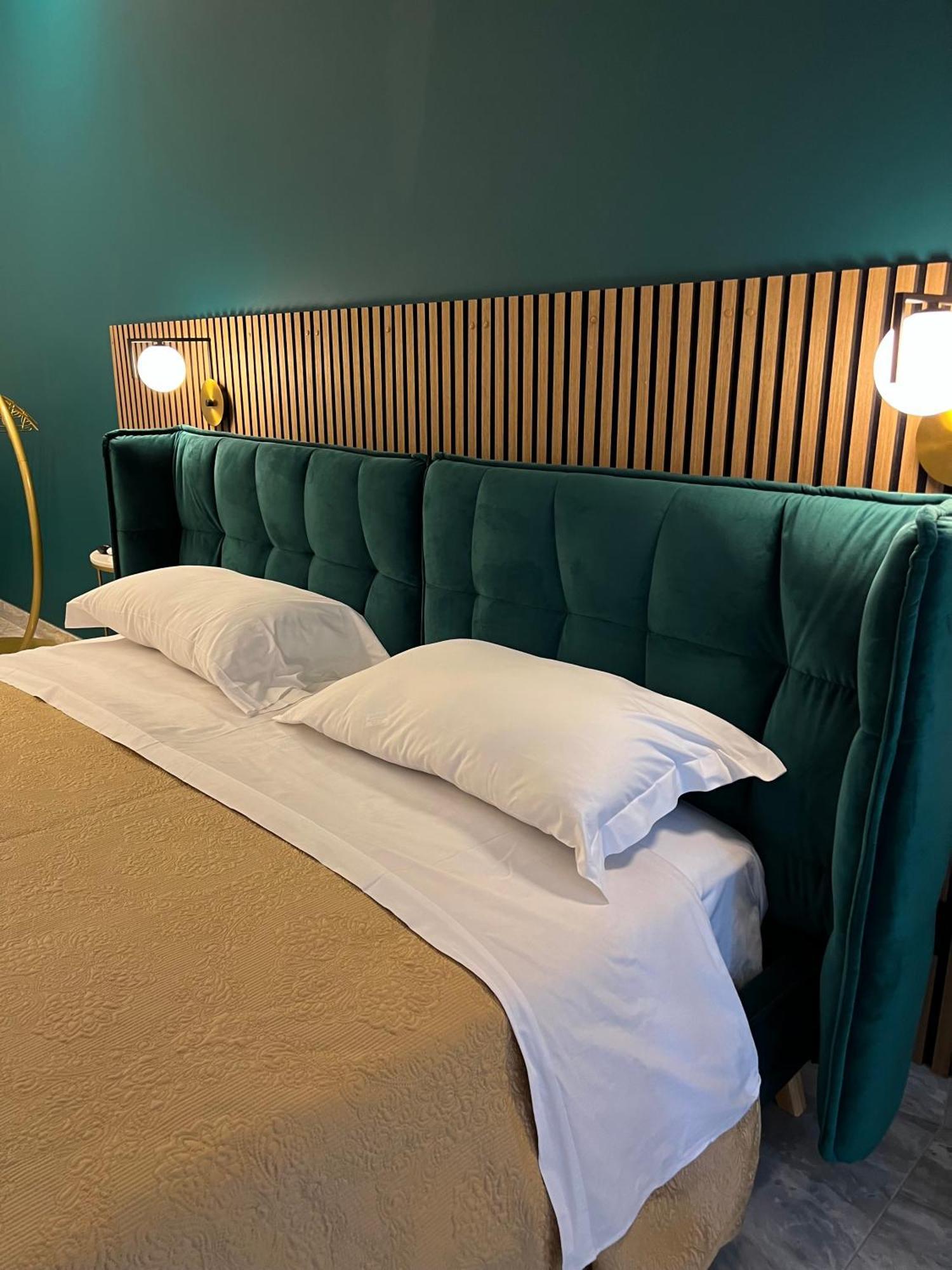 Loft Sirmione Apartment ภายนอก รูปภาพ