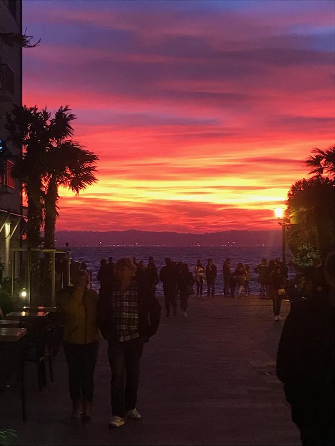 Loft Sirmione Apartment ภายนอก รูปภาพ