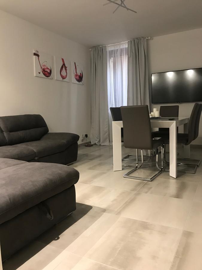 Loft Sirmione Apartment ภายนอก รูปภาพ