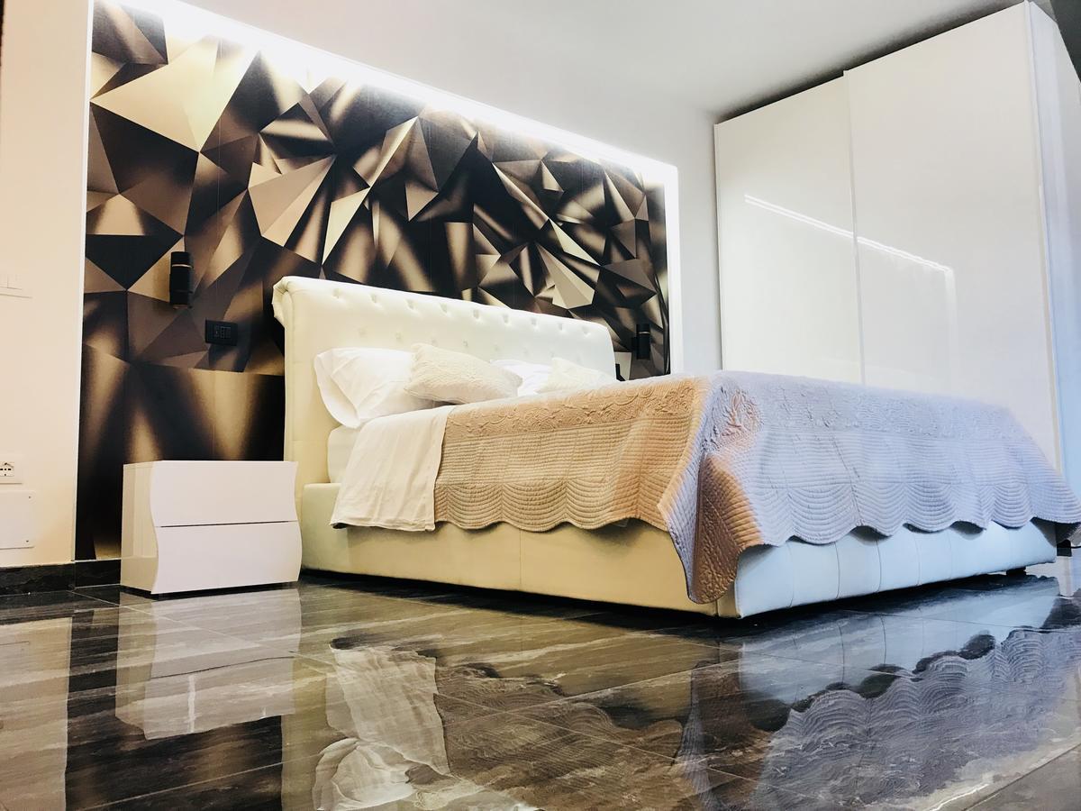 Loft Sirmione Apartment ภายนอก รูปภาพ